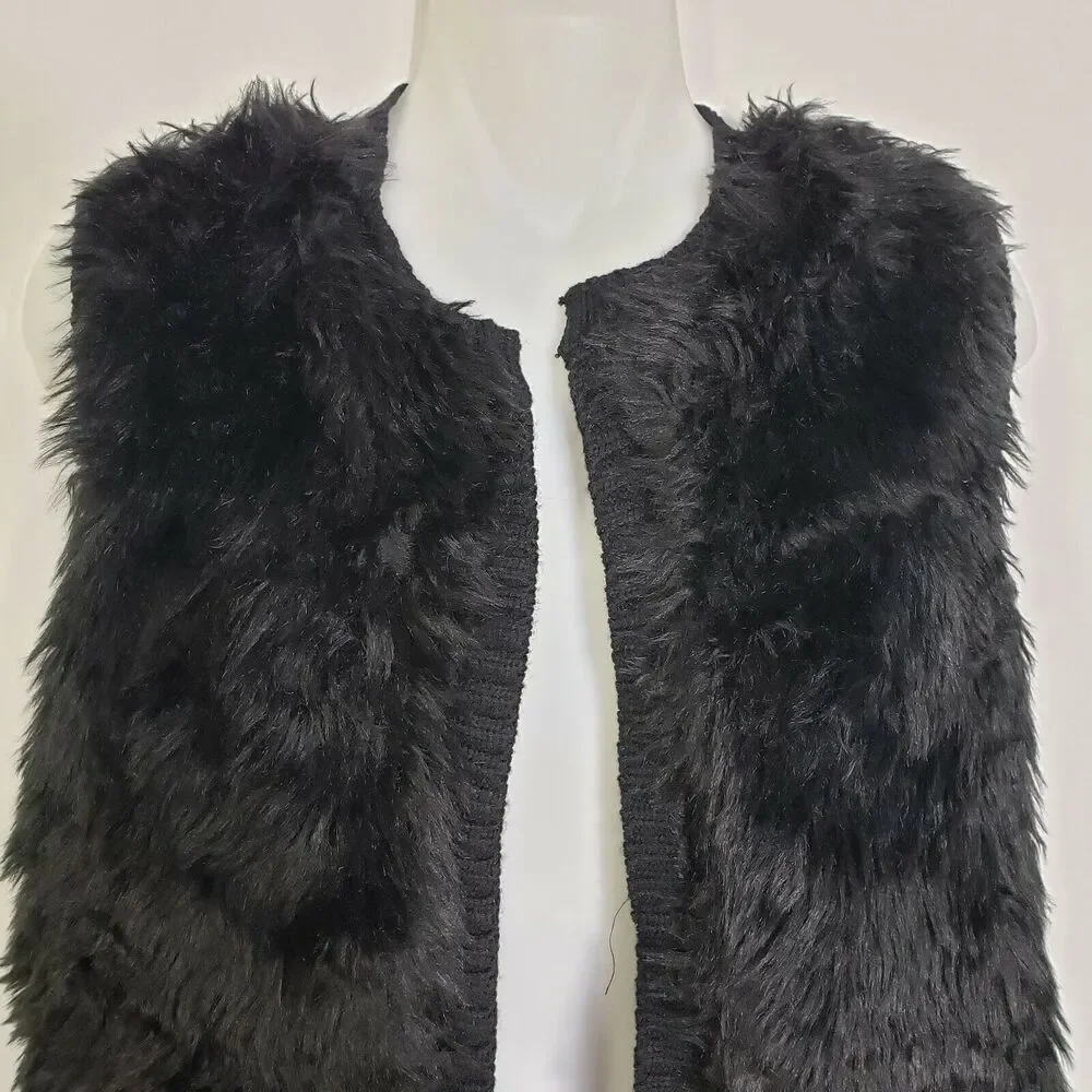 JJ Basics Womens Vest Size Large Faux Fur Black Sleeveless Lined Ribbed Back